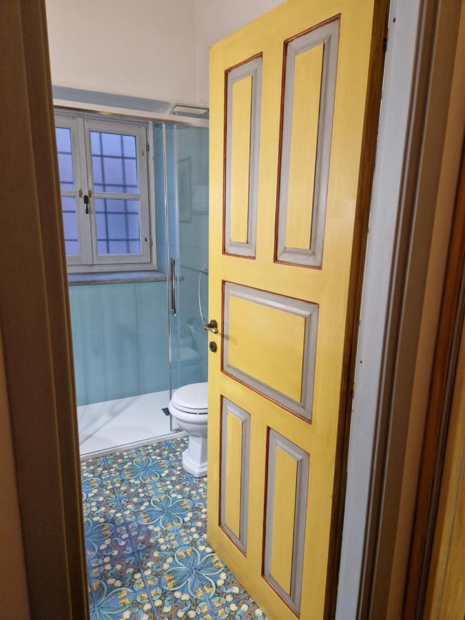 Suite Via Roma Cherasco Esterno foto