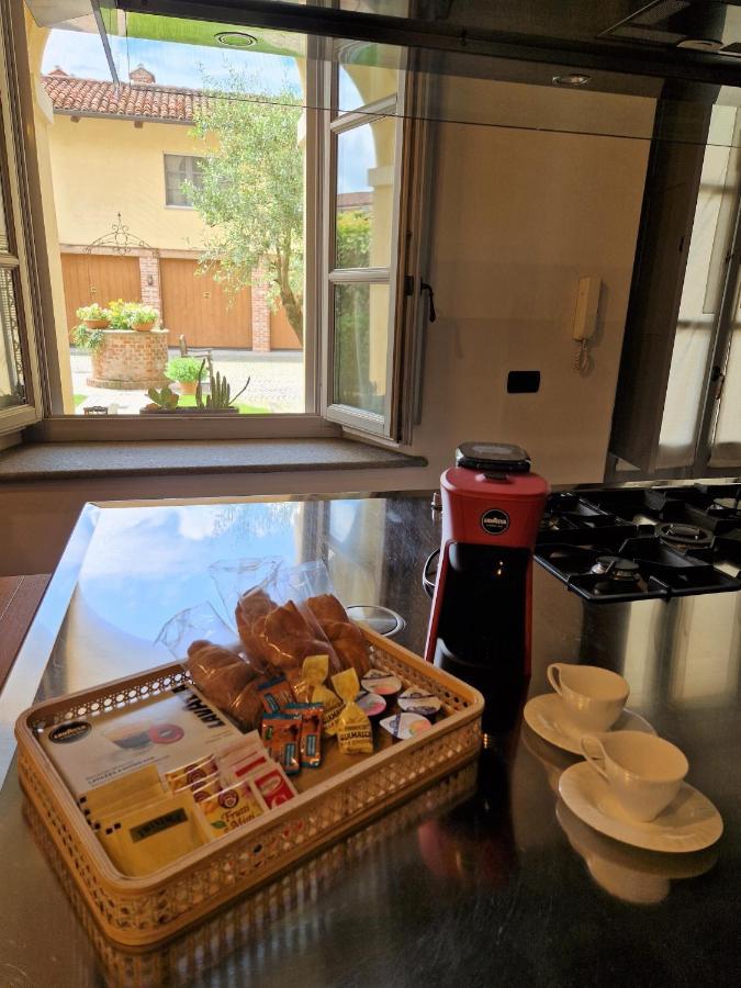 Suite Via Roma Cherasco Esterno foto